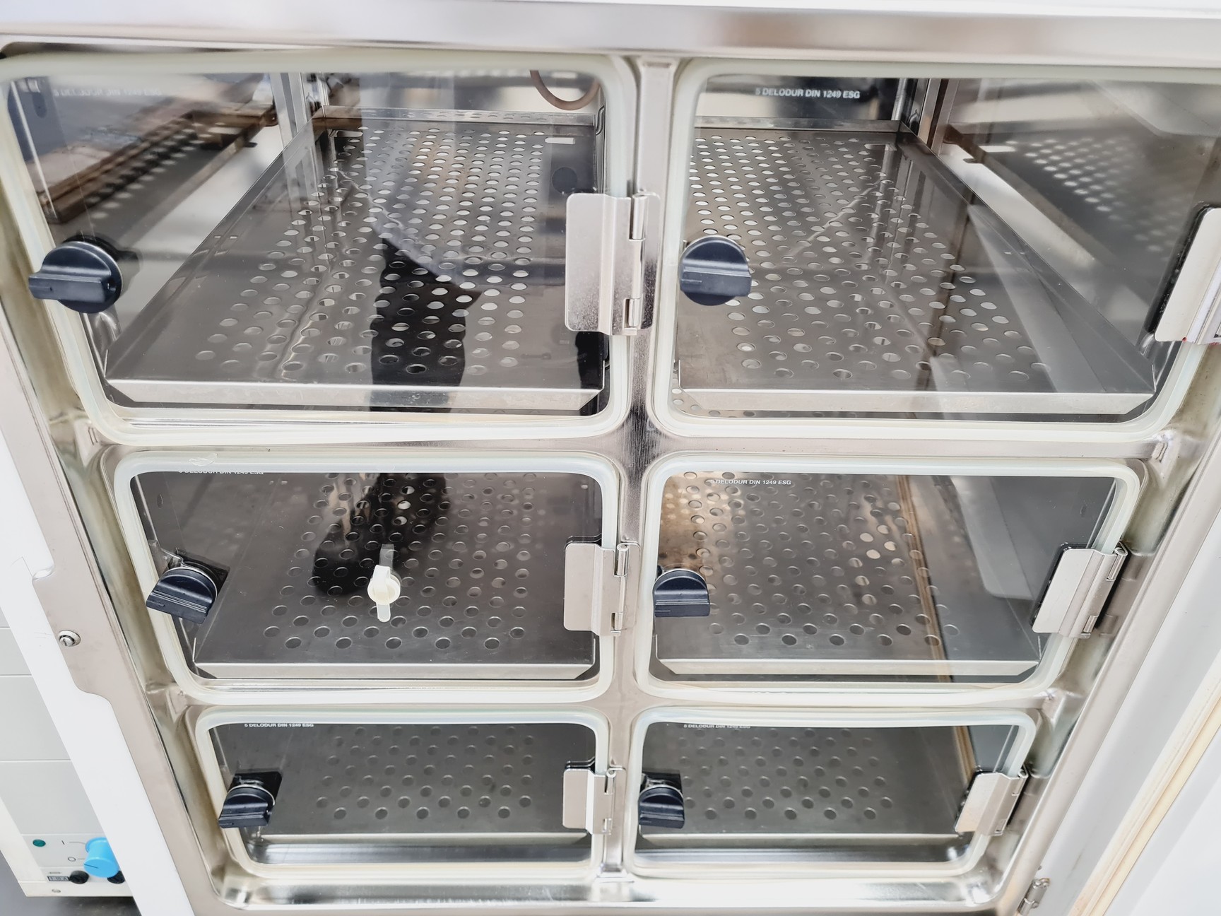 Image of Heraeus CO2 Incubator BB6220 Lab Oven - Spares / Repairs Faulty CO2 Sensor Lab