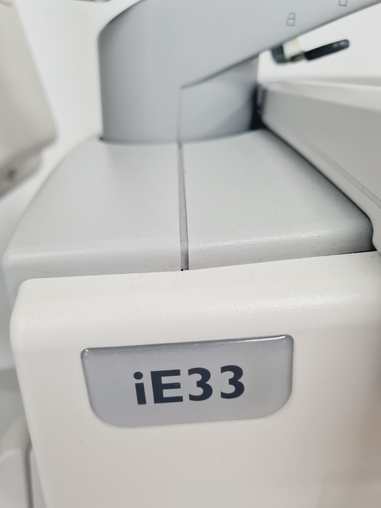 Image of Philips iE33 xMATRIX Ultrasound System w/ Sony Digital Graphic Printer UP-D897 