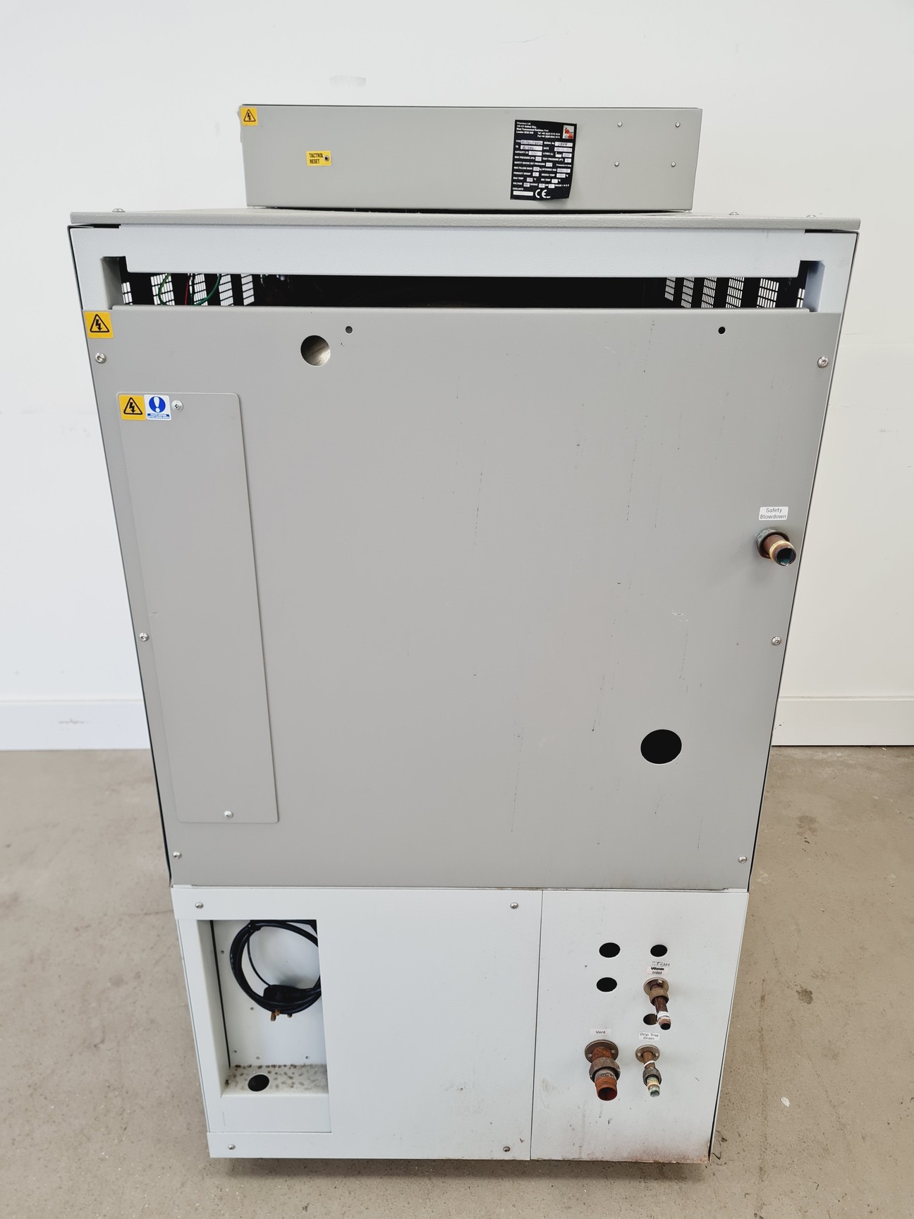 Image of Priorclave PS/Q63/SH320 Front Loading Autoclave