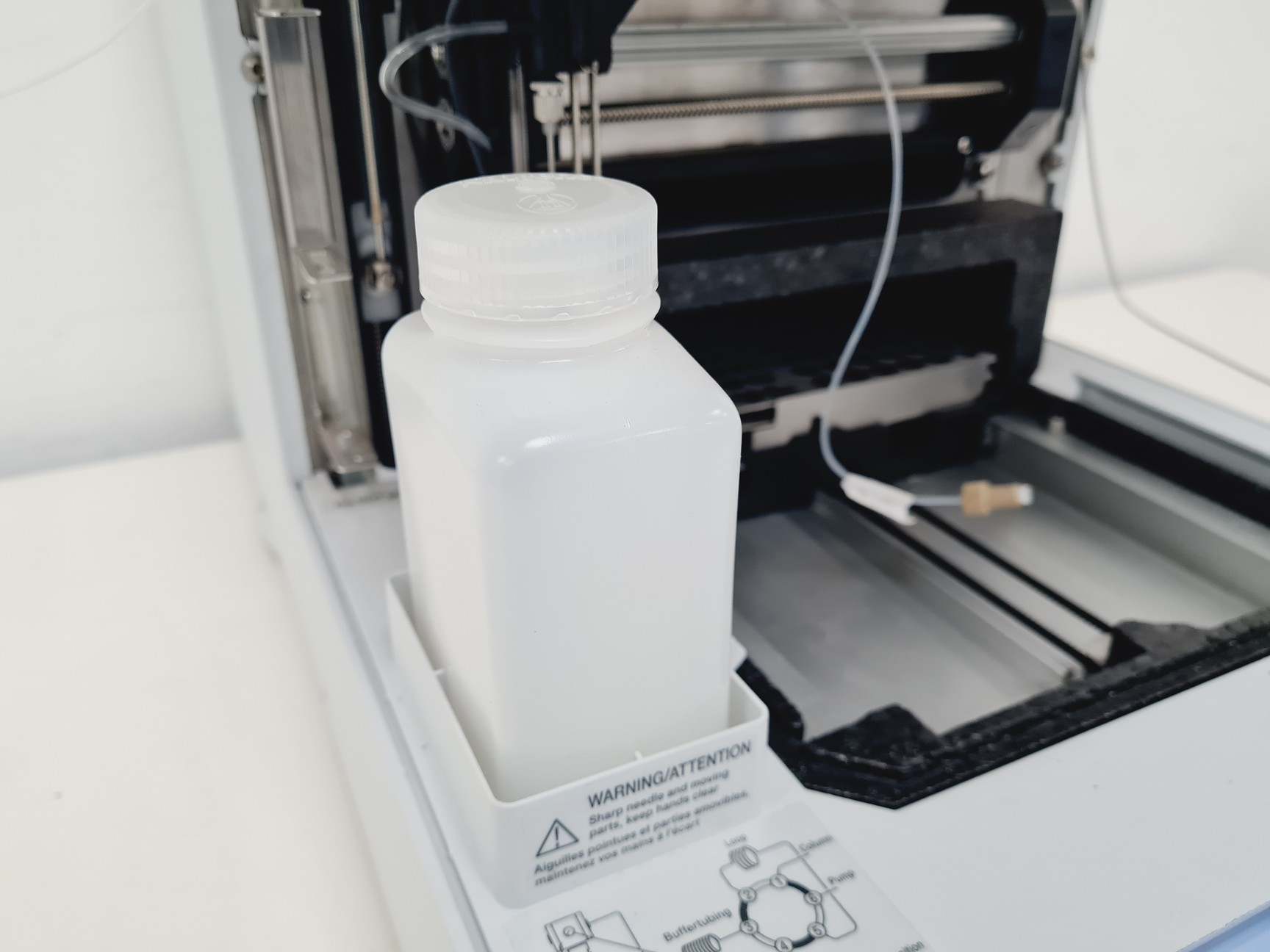 Image of Perkin Elmer Flexar LC Autosampler Lab