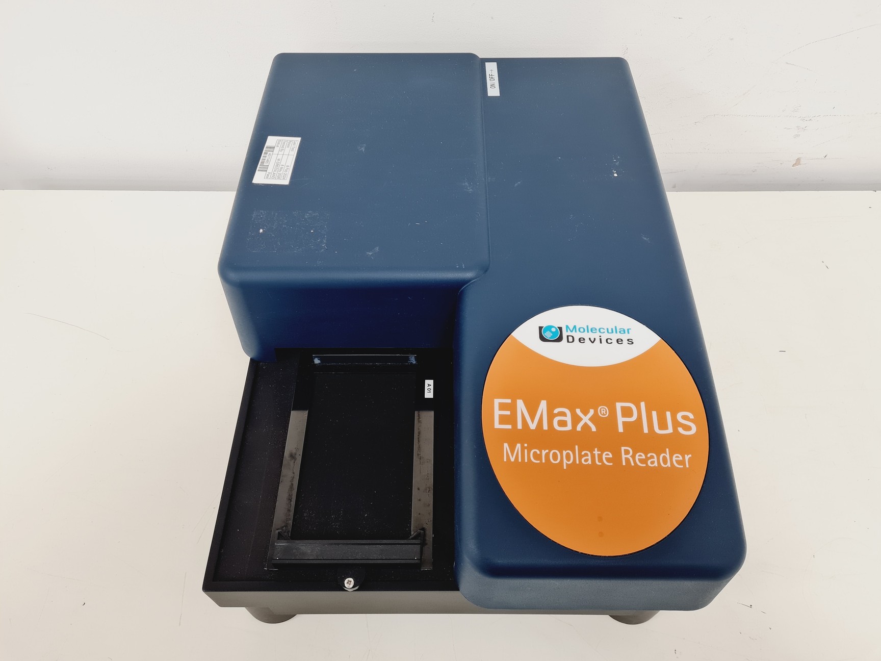 Image of Molecular devices EMax Plus UV/Vis Microplate Reader Lab