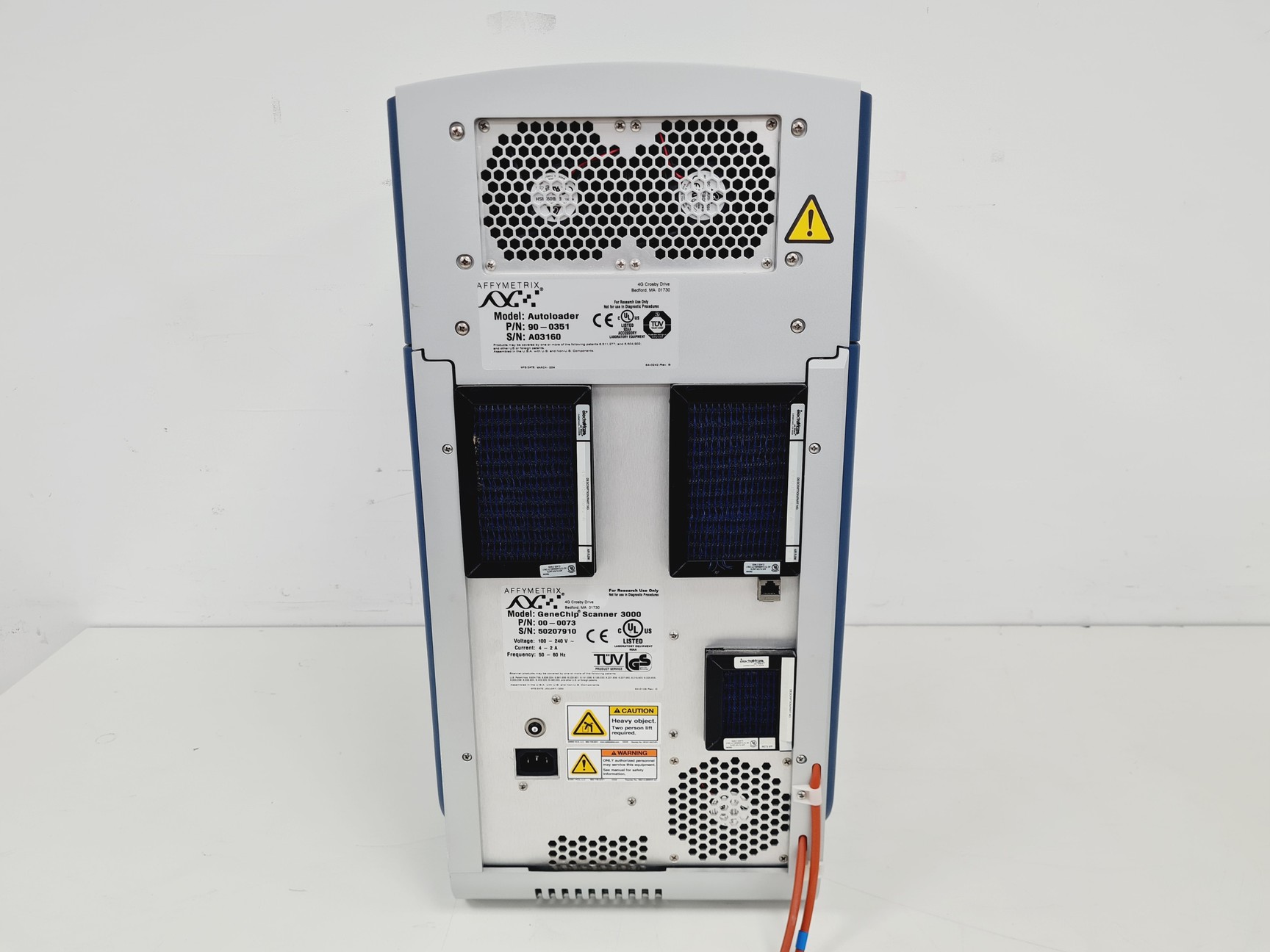 Image of Affymetrix GeneChip Scanner 3000 System with Affymetrix Fluidics Station 450 