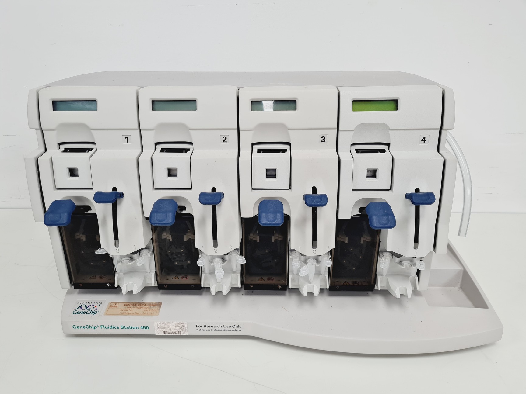 Image of Affymetrix GeneChip Scanner 3000 System with Affymetrix Fluidics Station 450 