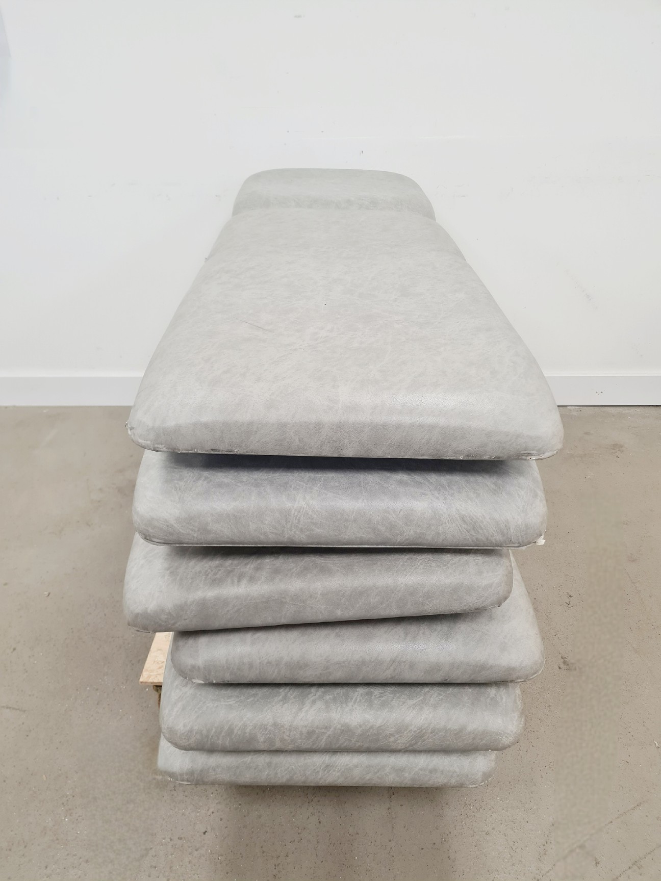 Image of 6 x Physio/Massage Beds Lab