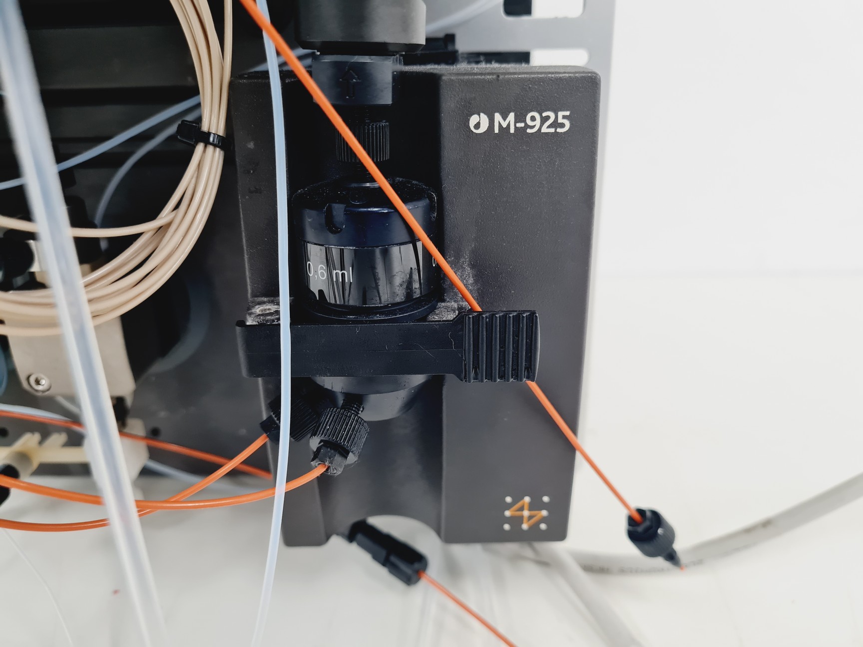 Image of Amersham Biosciences ÄKTA System with UV-900, P-900, INV-907, M-925, CU-950 Lab