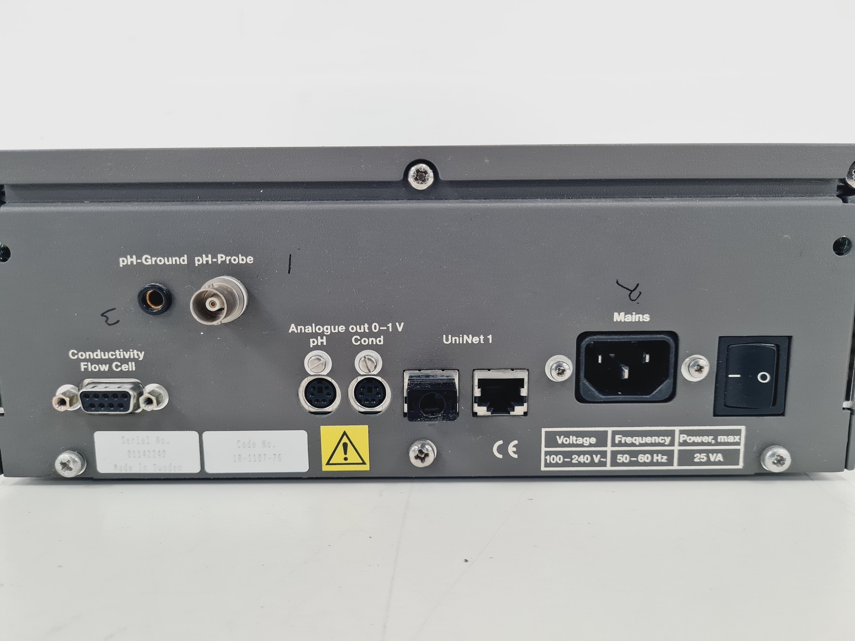 Image of Amersham Biosciences ÄKTA System with UV-900, P-900, INV-907, M-925, CU-950 Lab