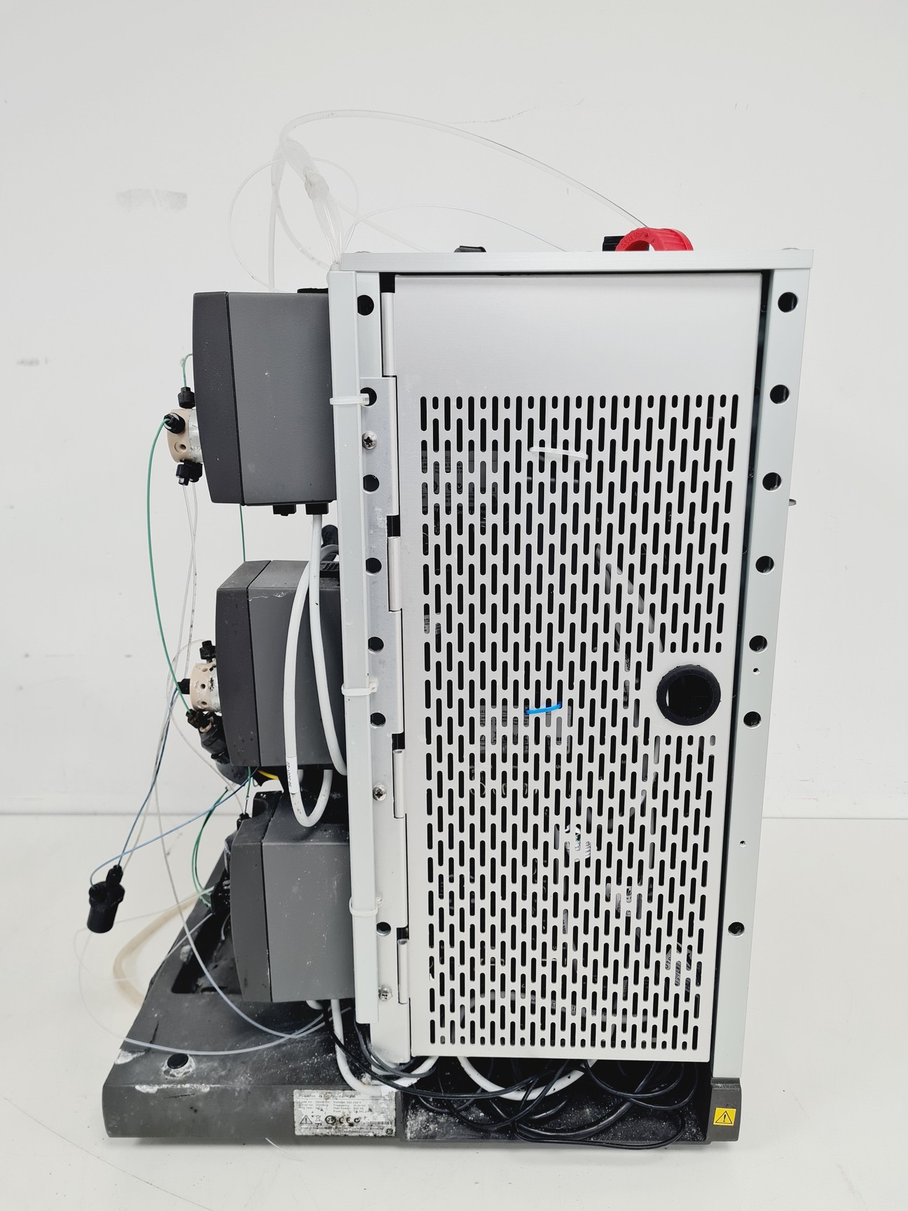 Image of GE AKTApurifier 100 Frac-950, PH/C900, P-900, UV-900 System Lab