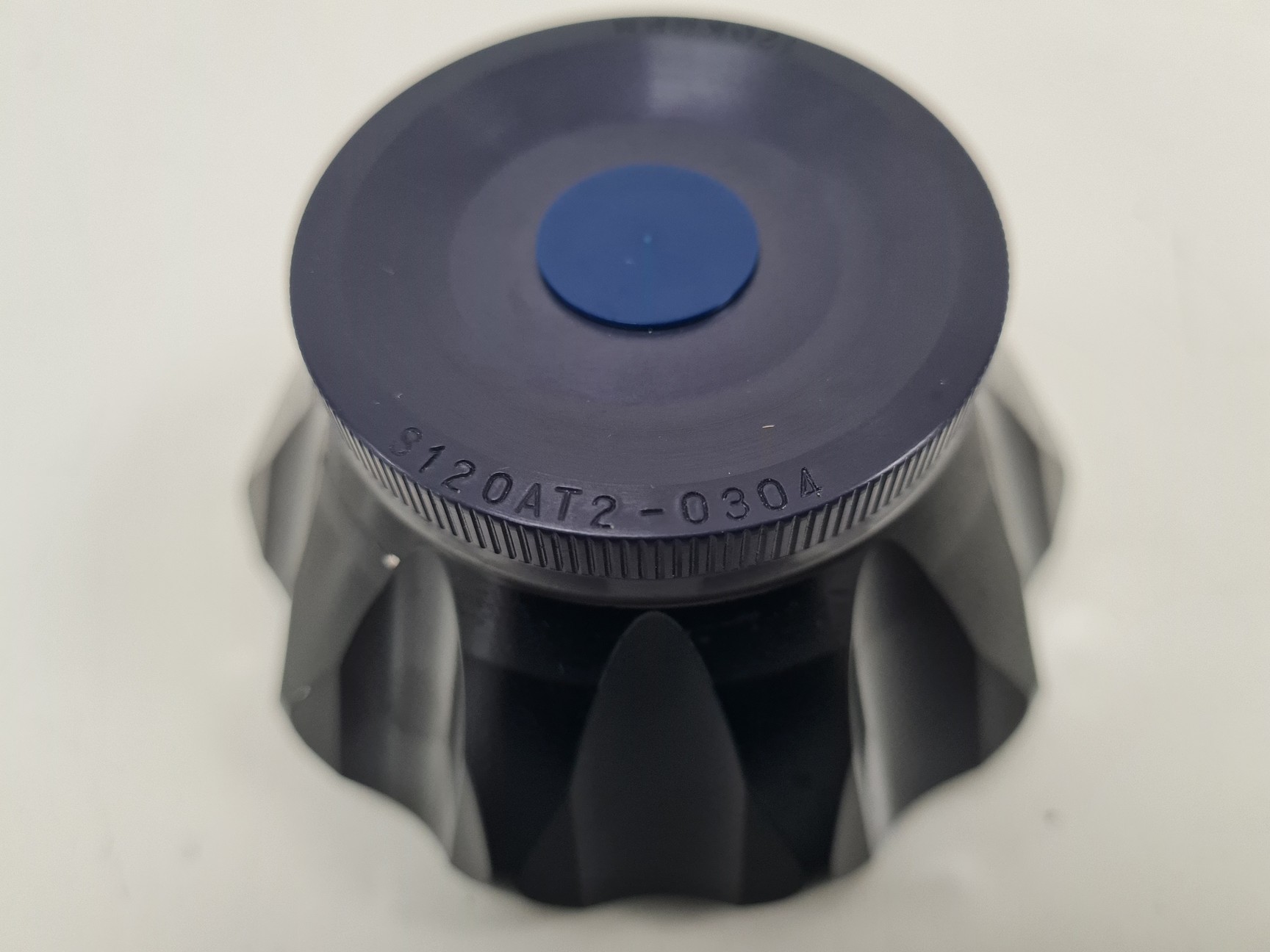 Image of Thermo Scientific S120AT2 Fixed Angle 120K RPM Micro-Ultracentrifuge Rotor Lab