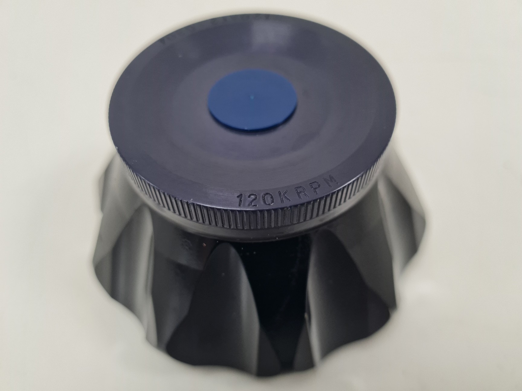 Image of Thermo Scientific S120AT2 Fixed Angle 120K RPM Micro-Ultracentrifuge Rotor Lab