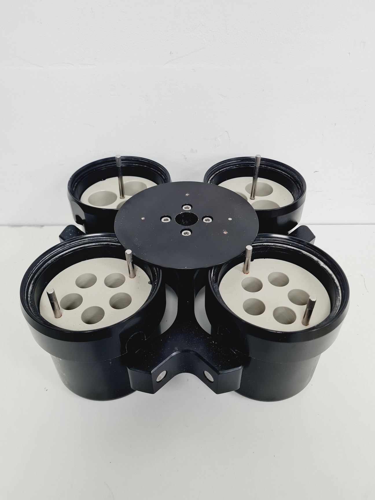 Image of Beckman Coulter SX4250 Swinging Bucket Rotor 4500RPM w/ 4 Buckets Lab