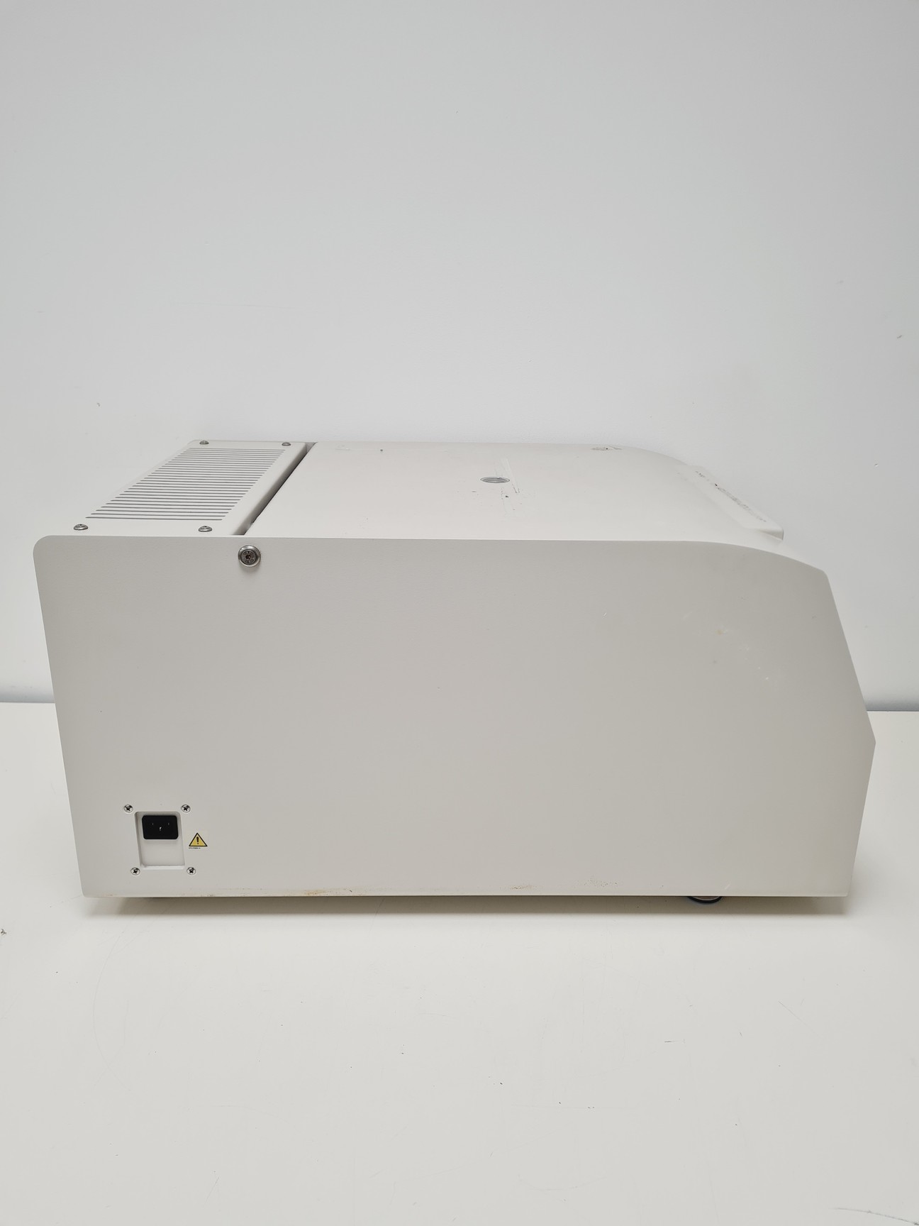 Image of Beckman Allegra X-22R  Benchtop Centrifuge Spares/Repair Lab