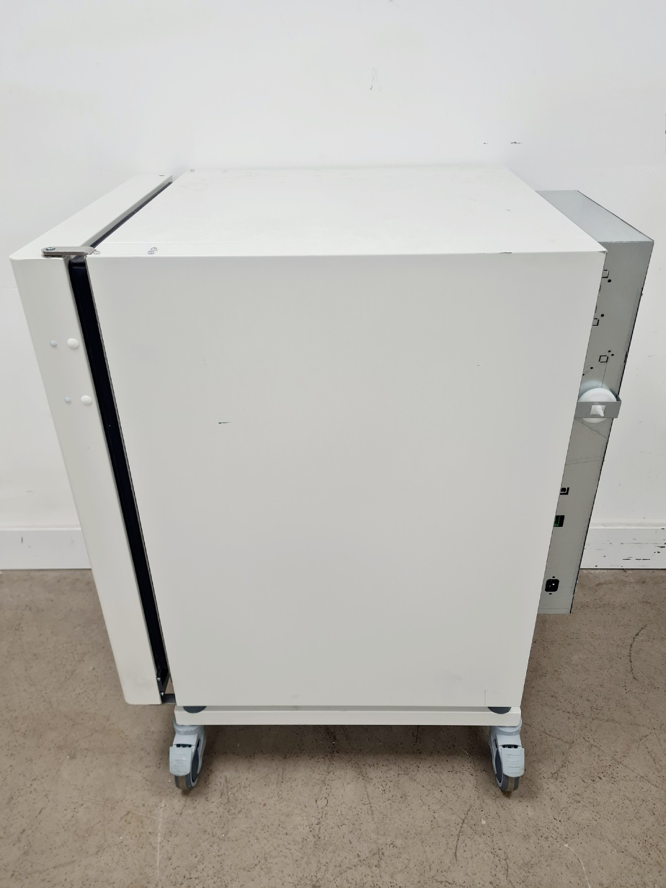 Image of Thermo Scientific Heracell VIOS 160i CO2 Incubator Lab