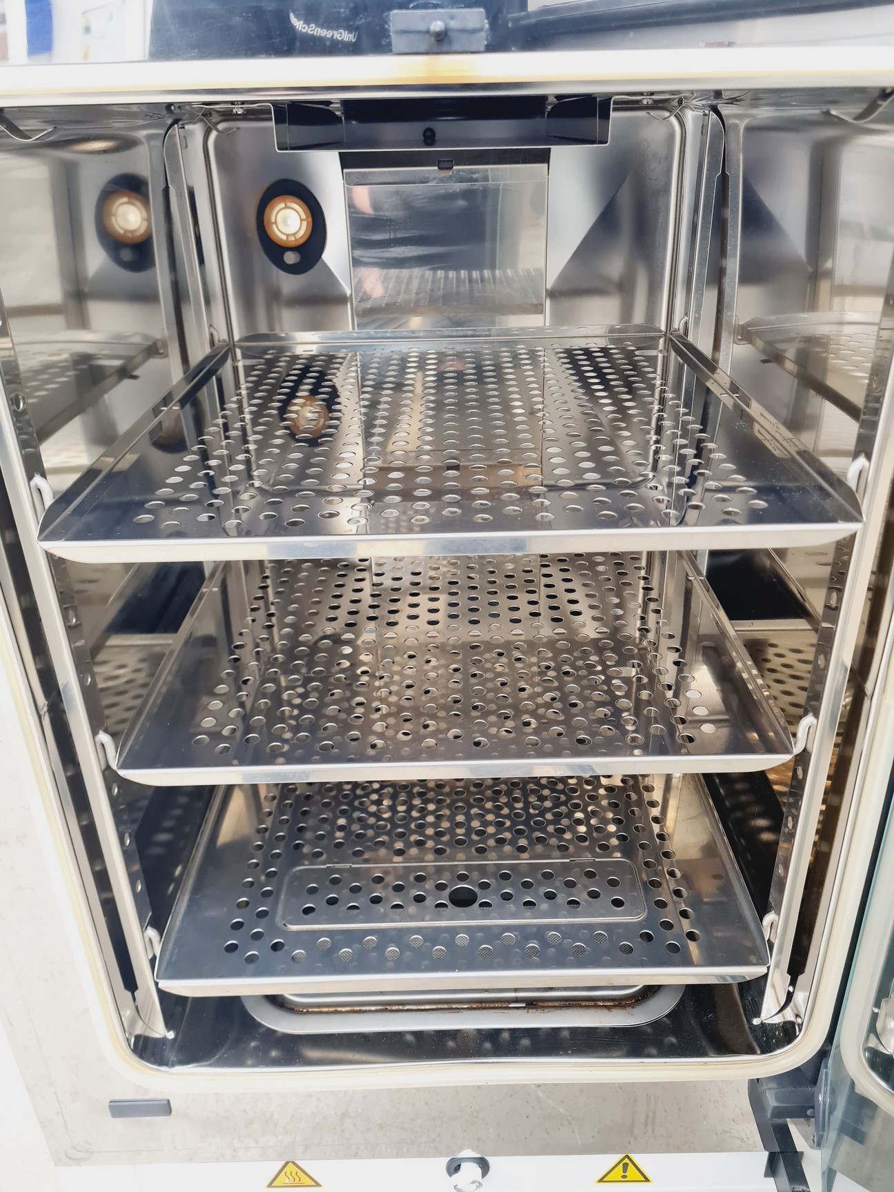 Image of Thermo Scientific Heracell VIOS 160i CO2 Incubator Lab