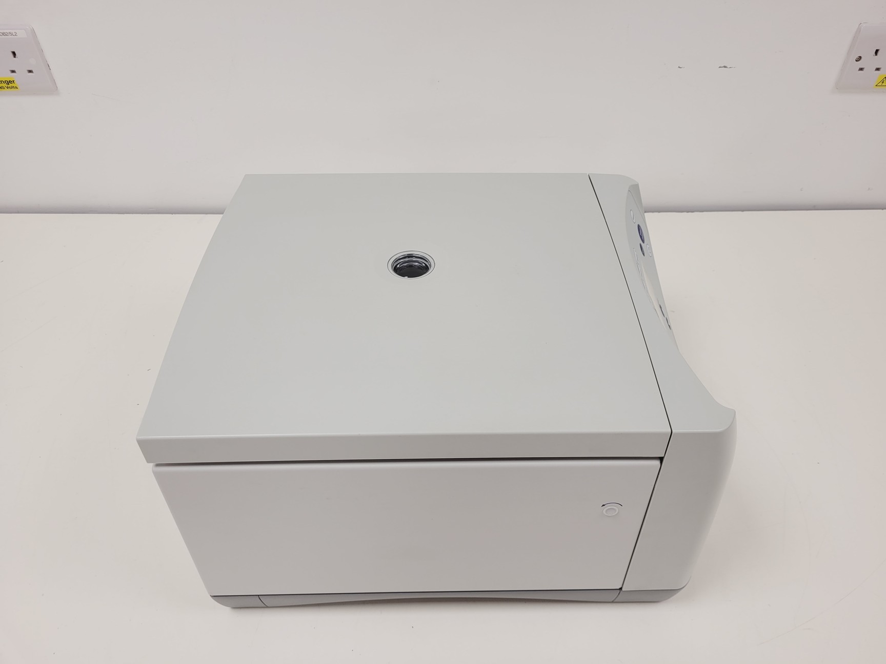 Image of Eppendorf Benchtop Centrifuge 5430 Lab