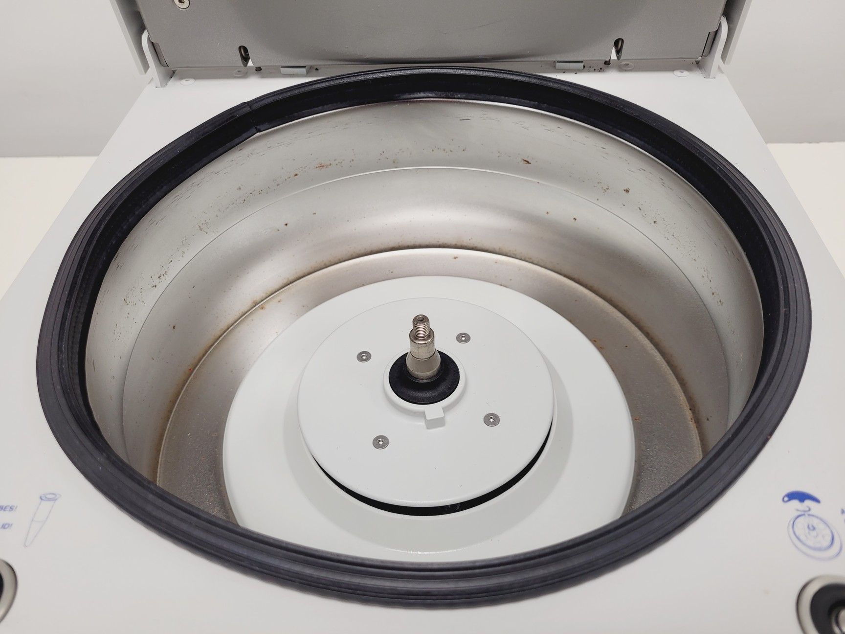 Image of Eppendorf Benchtop Centrifuge 5430 Lab