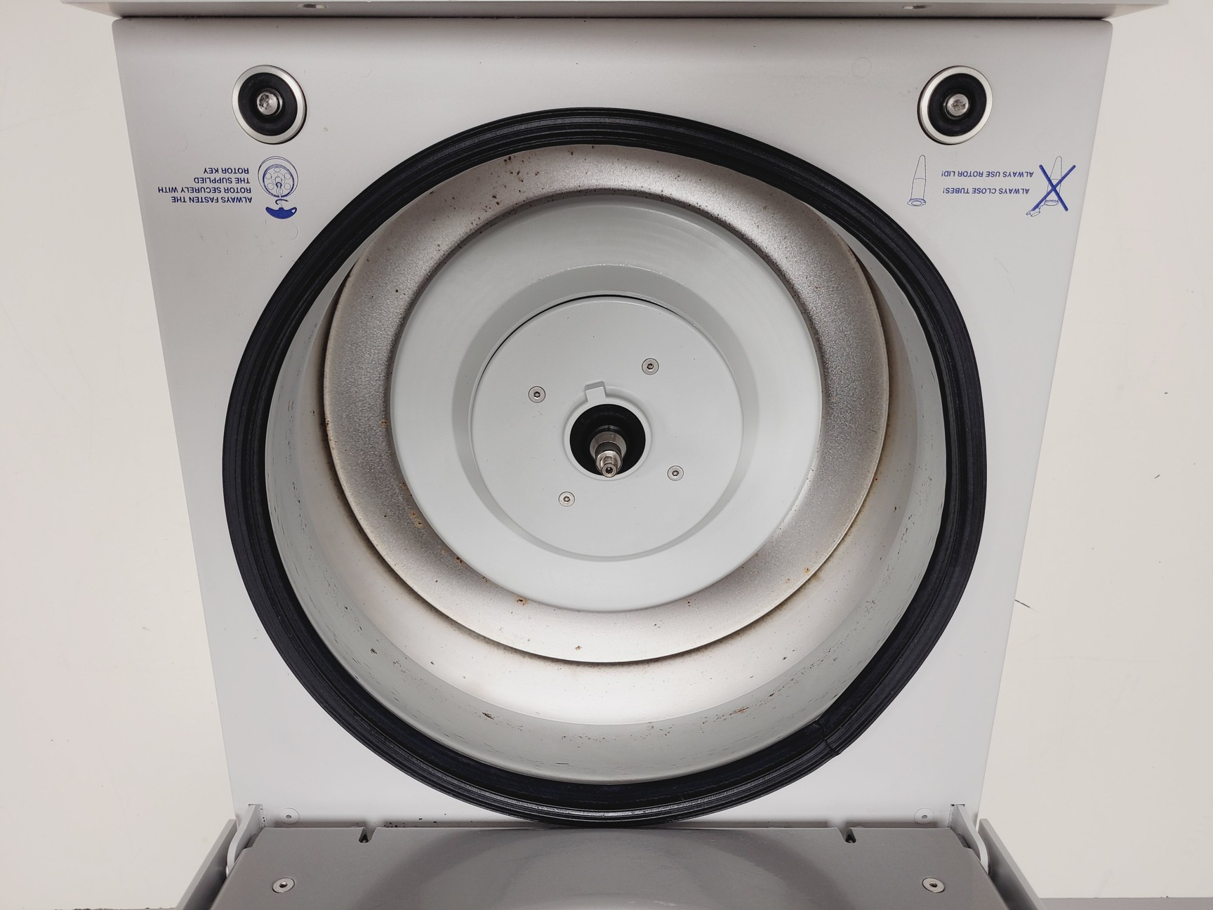 Image of Eppendorf Benchtop Centrifuge 5430 Lab