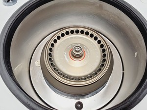 Thumbnail image of Eppendorf Benchtop Refrigerated Centrifuge 5430 R Lab