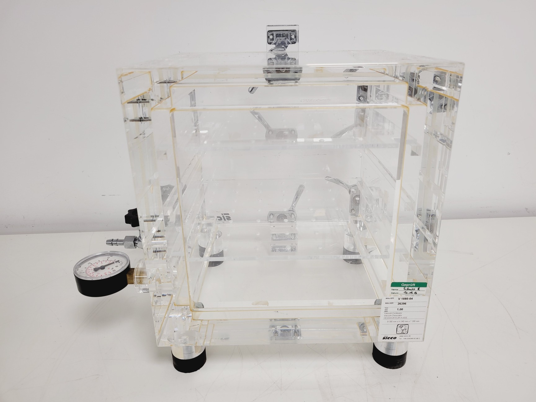 Image of Sicco Desiccator Cabinet Vacuum 260 x 260 x 260 mm (Internal W x D x H) Lab