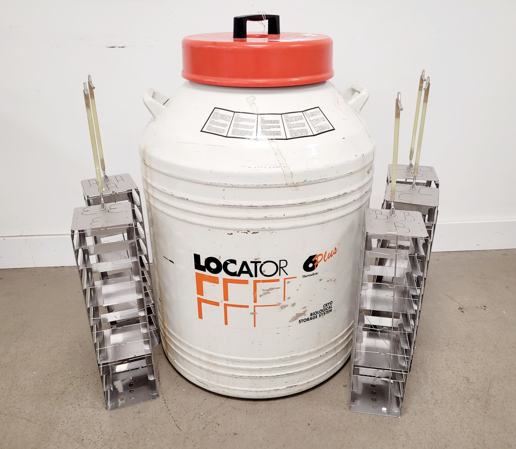 Image of Thermolyne Locator 6 Plus Cryo Biological Storage System Lab