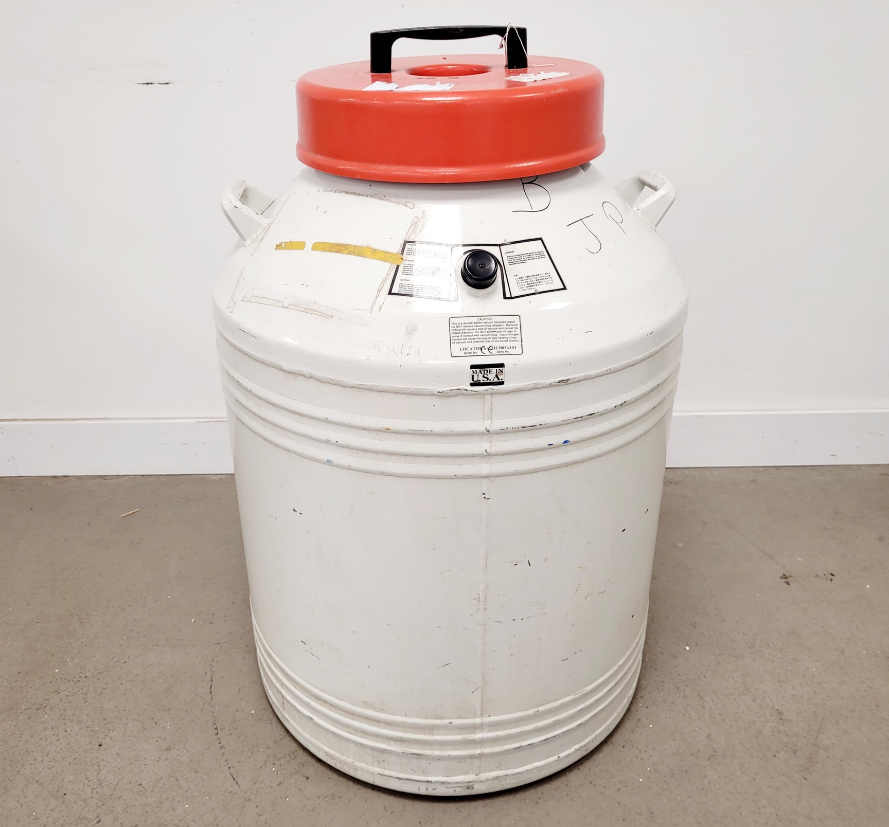 Image of Thermolyne Locator 6 Plus Cryo Biological Storage System Lab