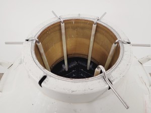 Thumbnail image of Thermolyne Locator 6 Plus Cryo Biological Storage System Lab