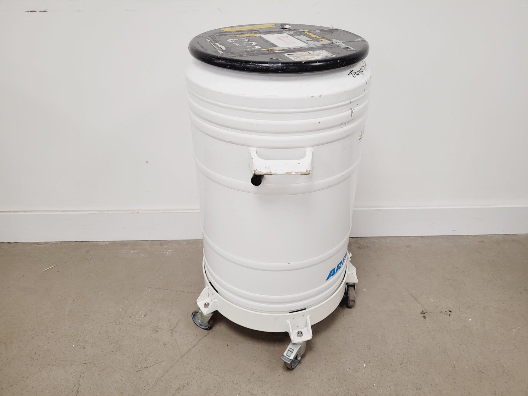 Image of Air Liquide Arpege 55 Liquid Nitrogen Dewar w/ Storage Racks Lab