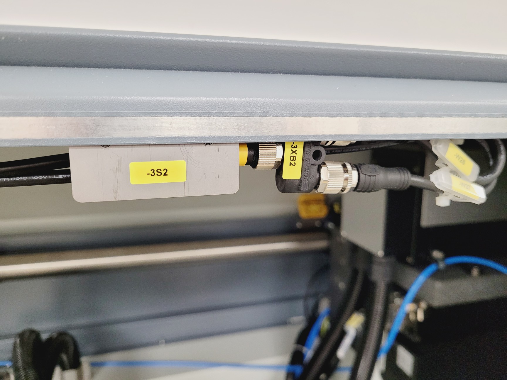 Image of Rofin StarCut Tube SC Tube Fiber Stent Cutter w/ Interlit Compact Filter 