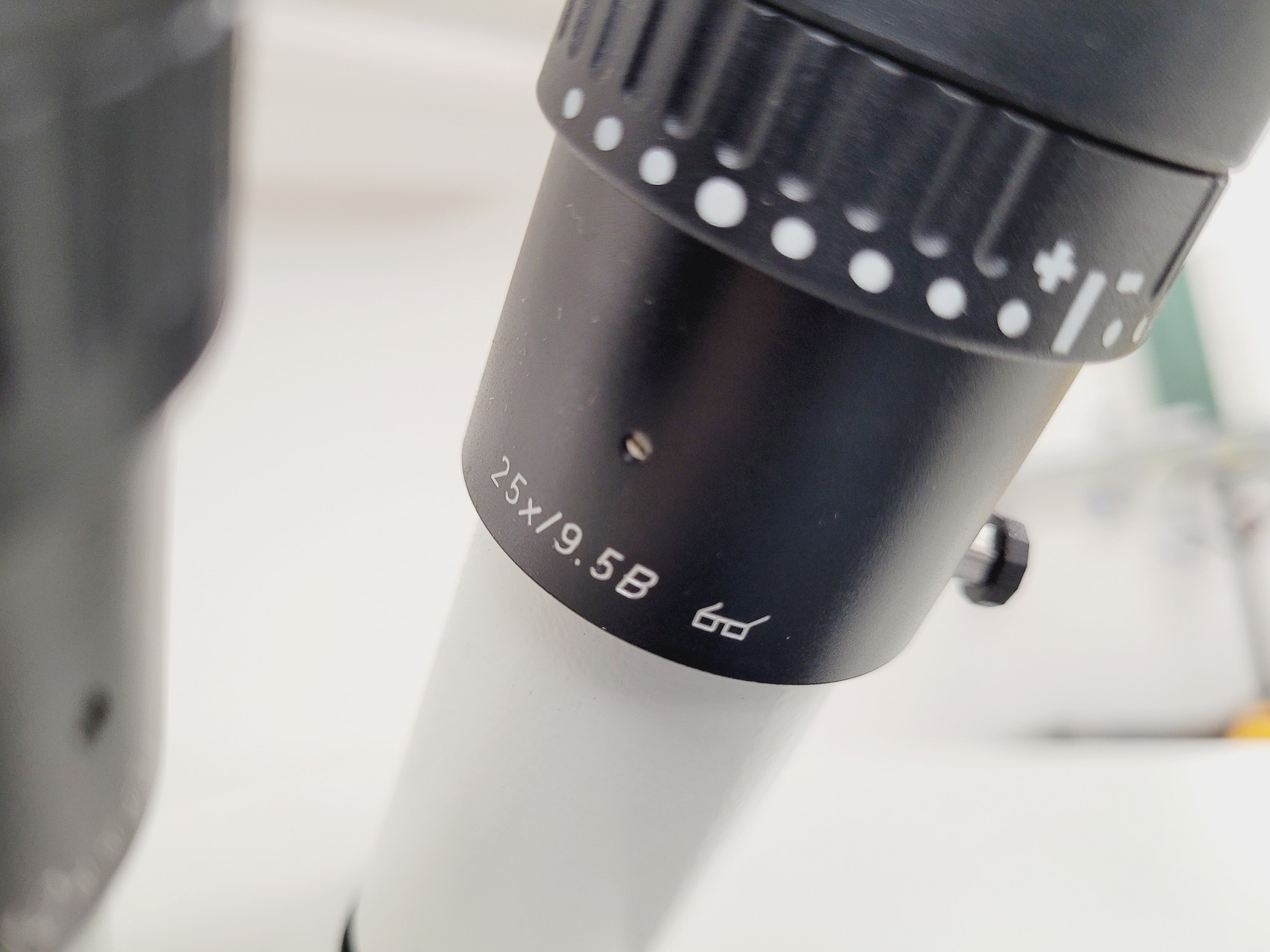 Image of Rofin StarCut Tube SC Tube Fiber Stent Cutter w/ Interlit Compact Filter