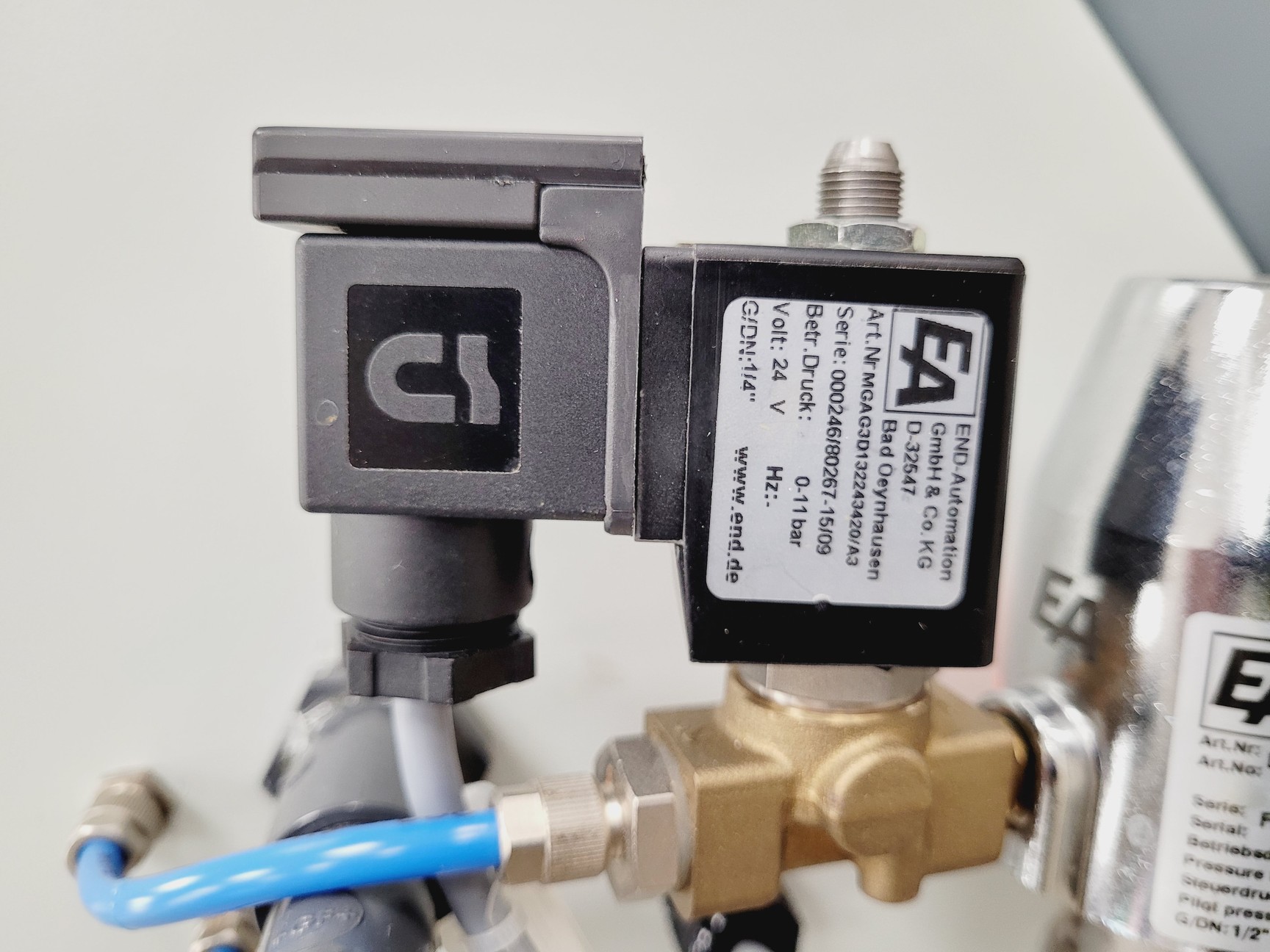 Image of Rofin StarCut Tube SC Tube Fiber Stent Cutter w/ Interlit Compact Filter