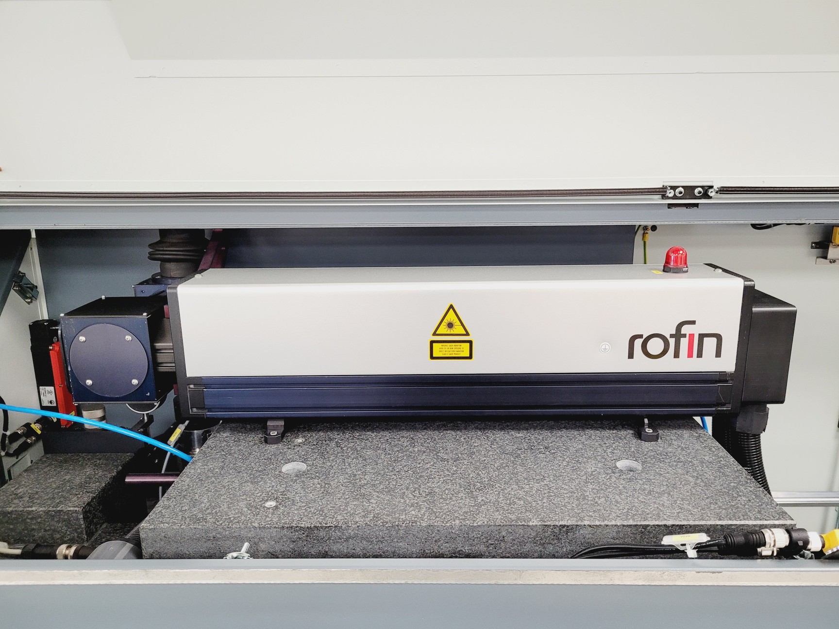 Image of Rofin StarCut Tube SC Tube Fiber Stent Cutter w/ Interlit Compact Filter 