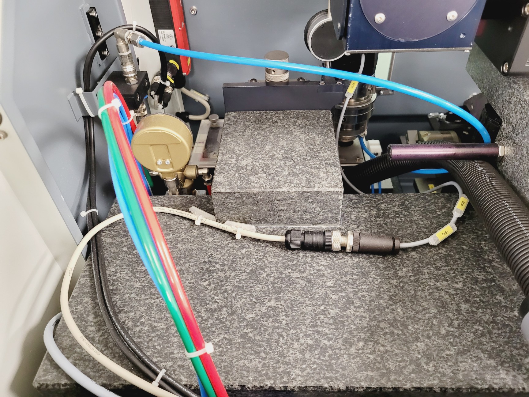 Image of Rofin StarCut Tube SC Tube Fiber Stent Cutter w/ Interlit Compact Filter 