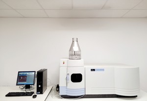 Thumbnail image of Perkin Elmer Optima 5300 DV Spectrometer ICP-OES w/ PC & Software Lab