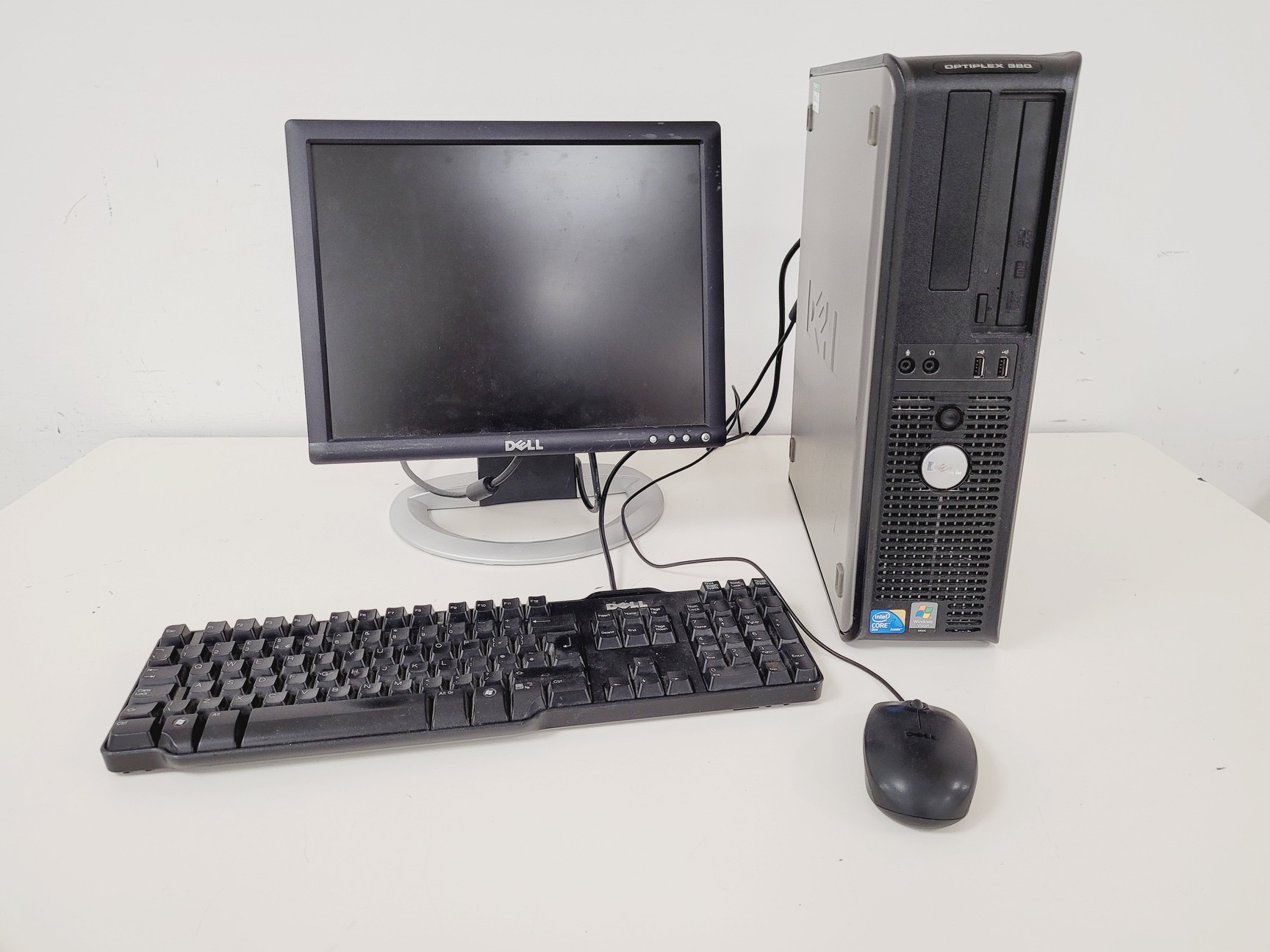Image of Perkin Elmer Optima 5300 DV Spectrometer ICP-OES w/ PC & Software Lab