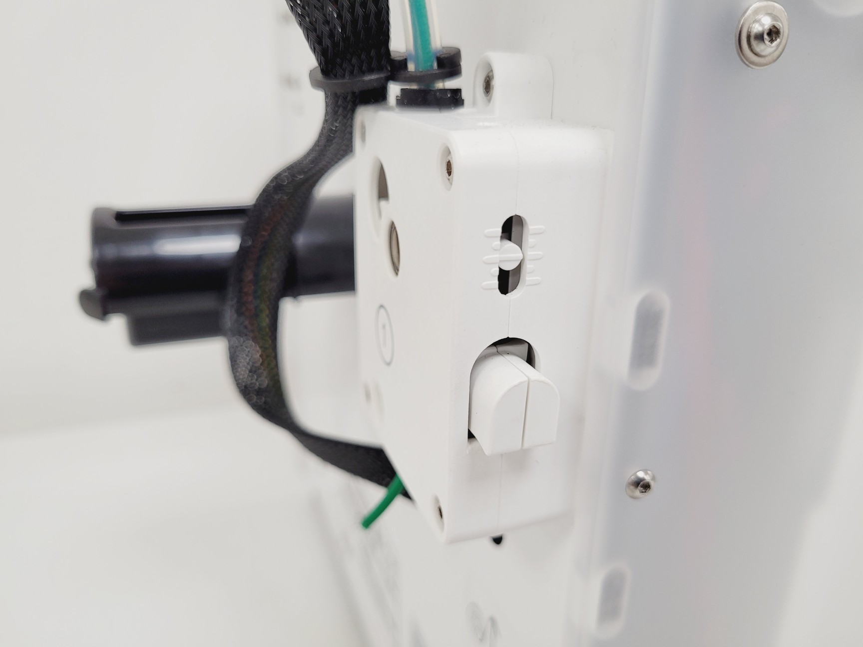 Image of Ultimaker 2+ 3D Printer w/ Reel of 3DXTech PLA