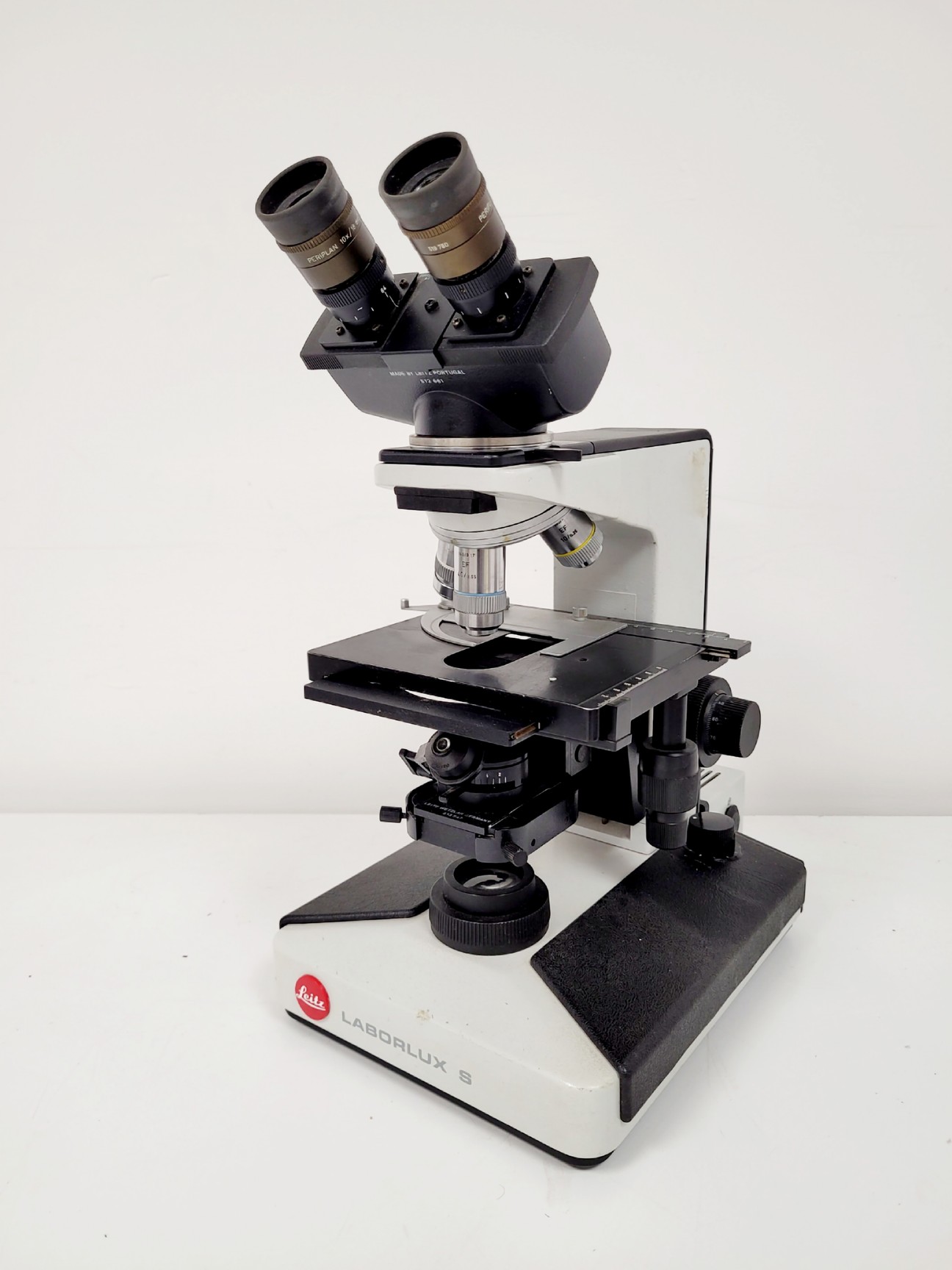 Image of Leitz Laborlux S Microscope Type 020-505.030 w/ 3 x Objectives 10/40/100x 