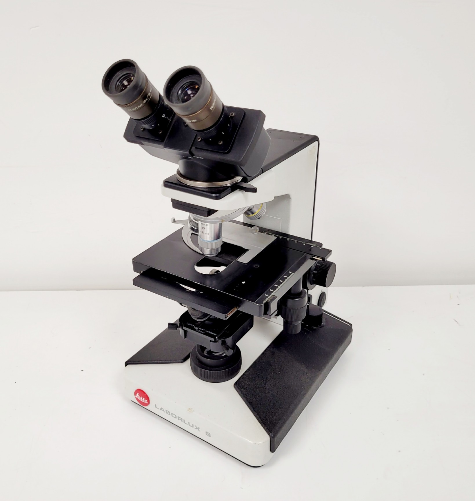 Image of Leitz Laborlux S Microscope Type 020-505.030 w/ 3 x Objectives 10/40/100x 