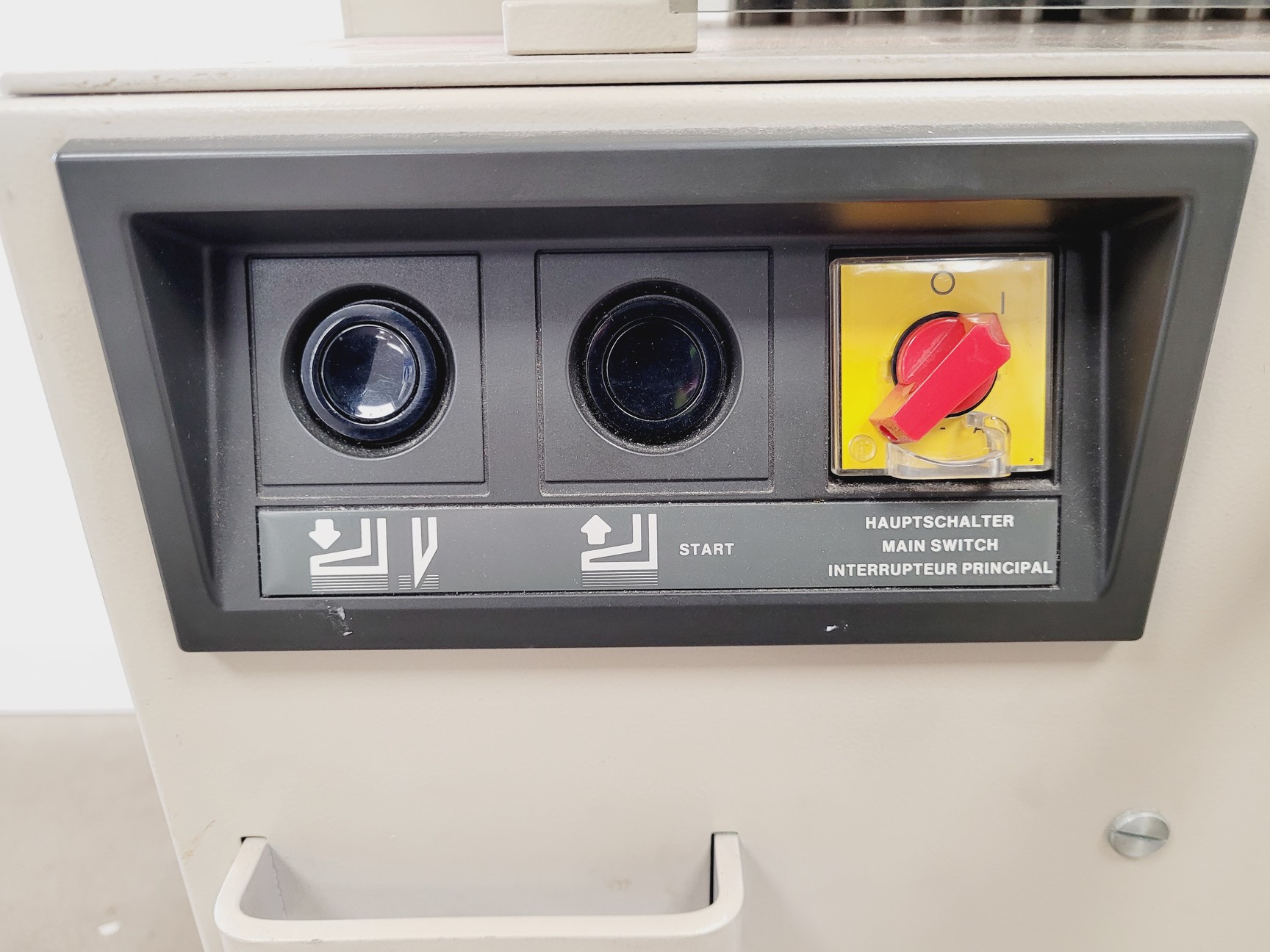 Image of Ideal 4850 A Paper Guillotine