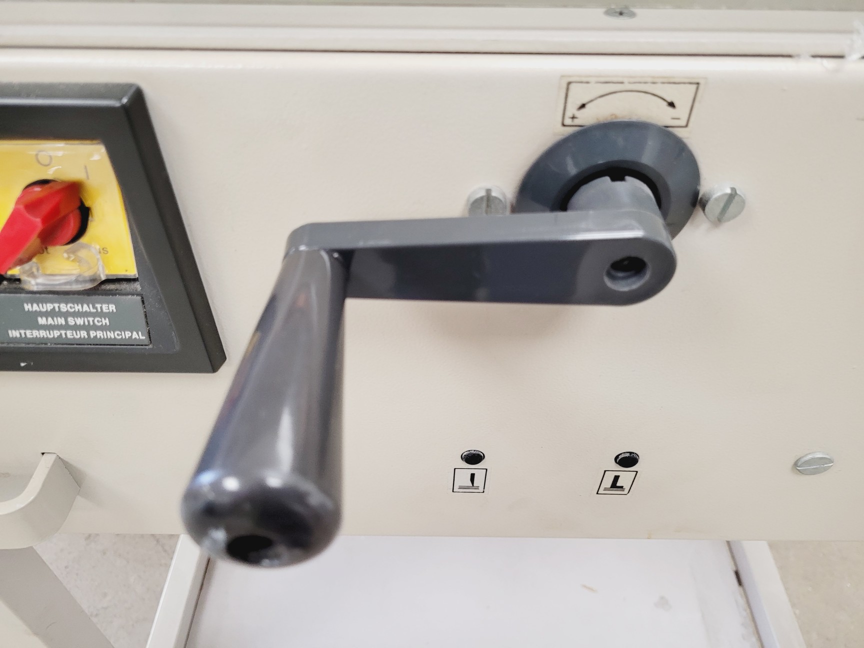 Image of Ideal 4850 A Paper Guillotine