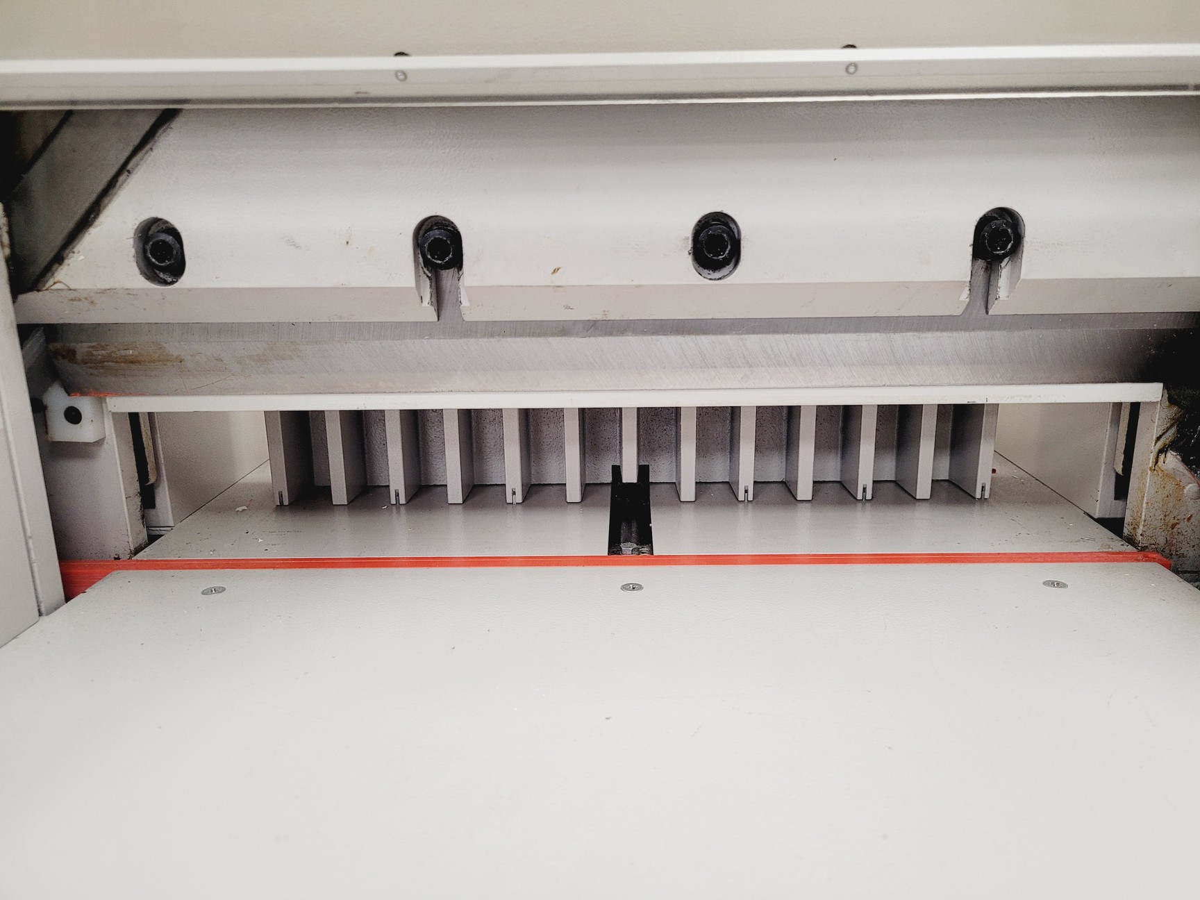 Image of Ideal 4850 A Paper Guillotine