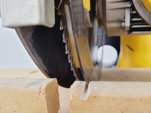 Thumbnail image of DeWalt DW721KN 300mm Radial Arm Saw 