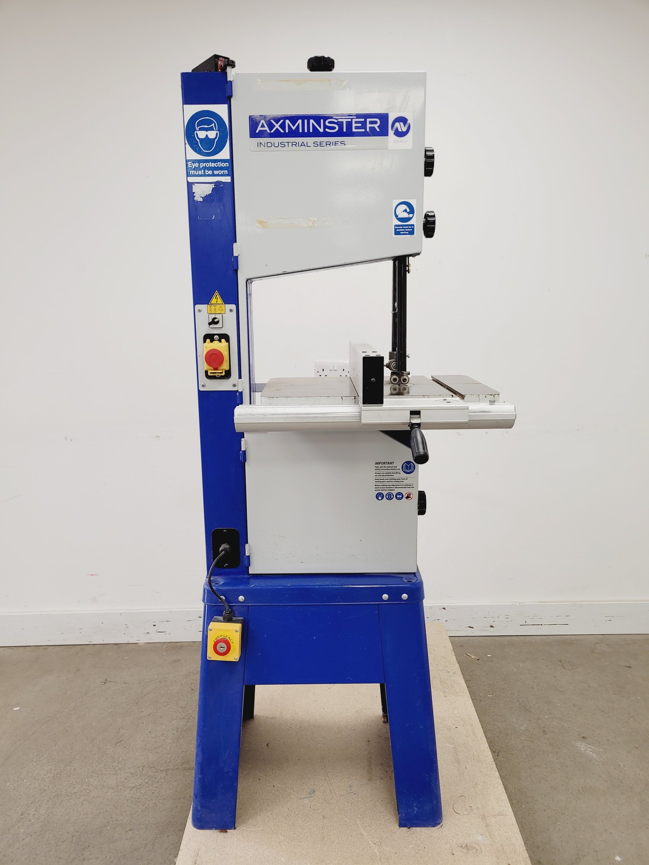 Image of Axminster Industrial Series AP3501B3 Bandsaw