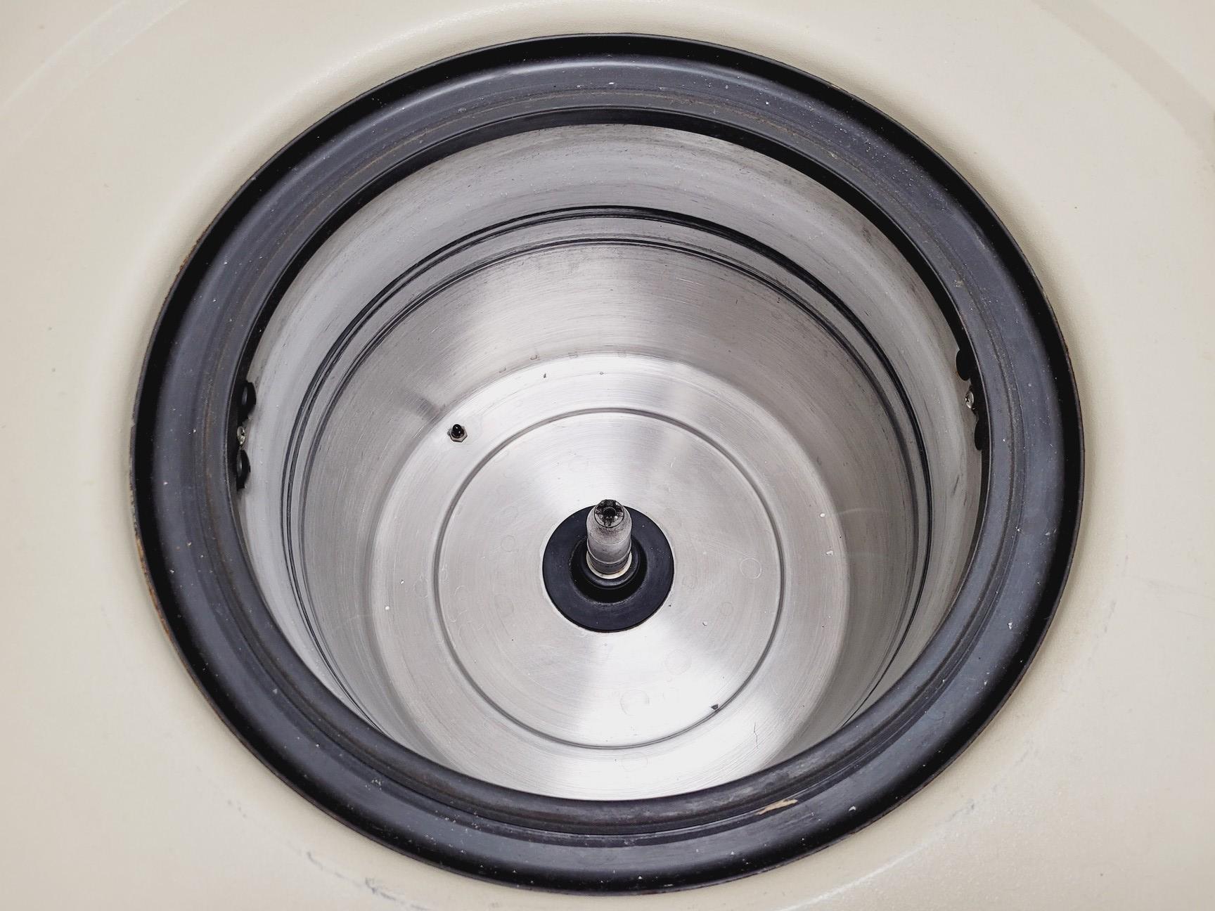 Image of Beckman J2-MC Centrifuge - Rotor Not Included Lab