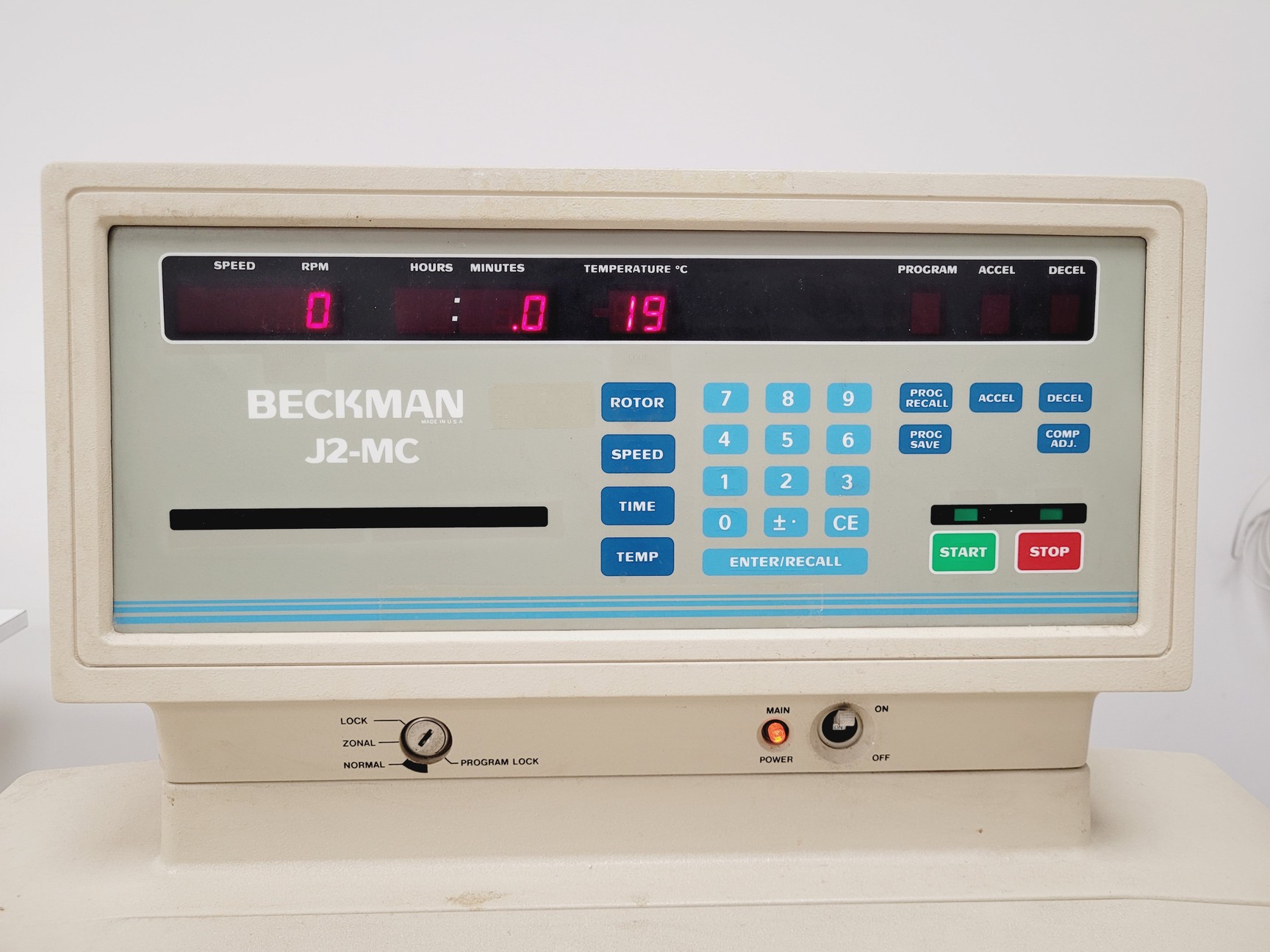 Image of Beckman J2-MC Centrifuge - Rotor Not Included Lab