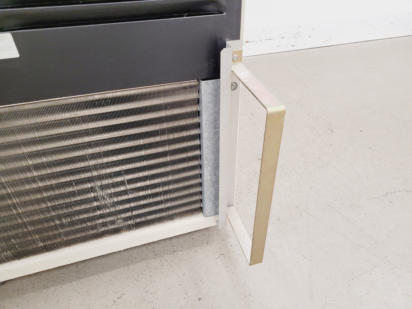 Image of Beckman J2-MC Centrifuge - Rotor Not Included Lab