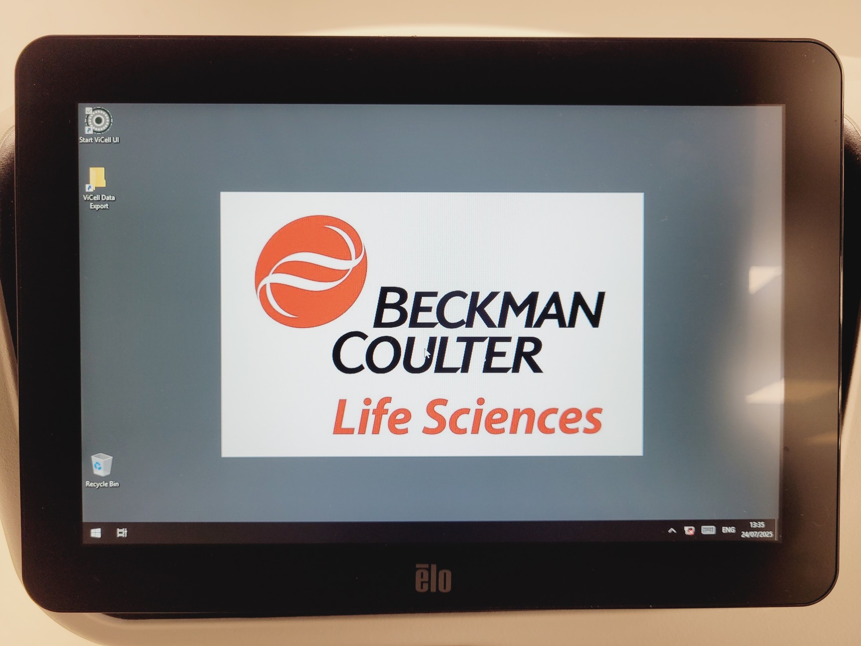 Image of Beckman Coulter Vi-CELL BLU Cell Counter Lab