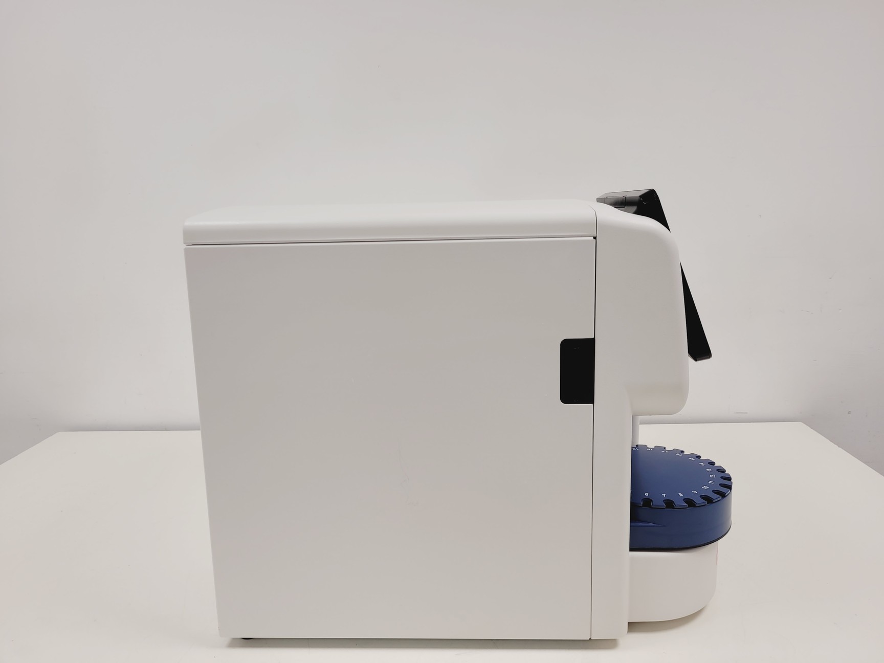 Image of Beckman Coulter Type Vi-CELL BLU Cell Viability Analyzer (2021)