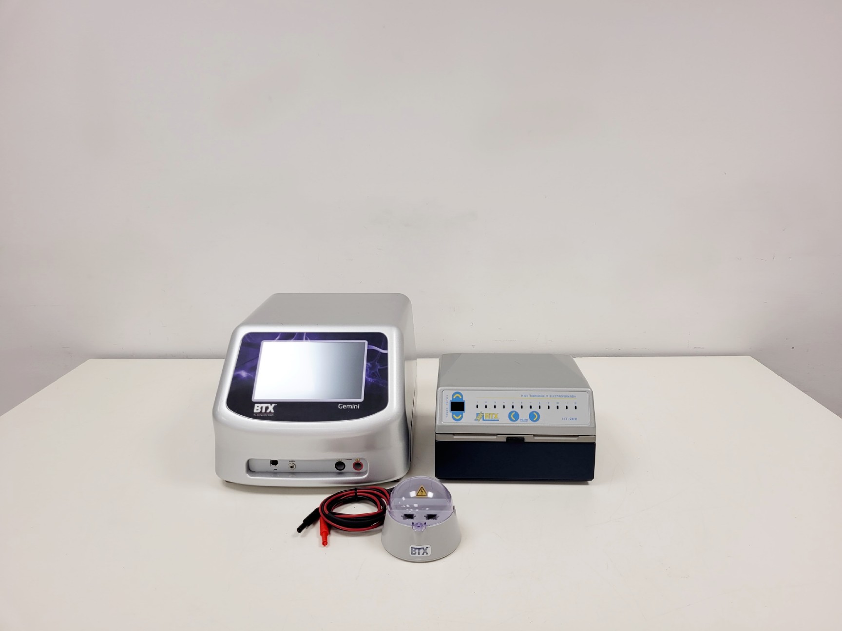 Image of BTX Gemini X2 Twin Waveform Electroporation System Lab (2018)