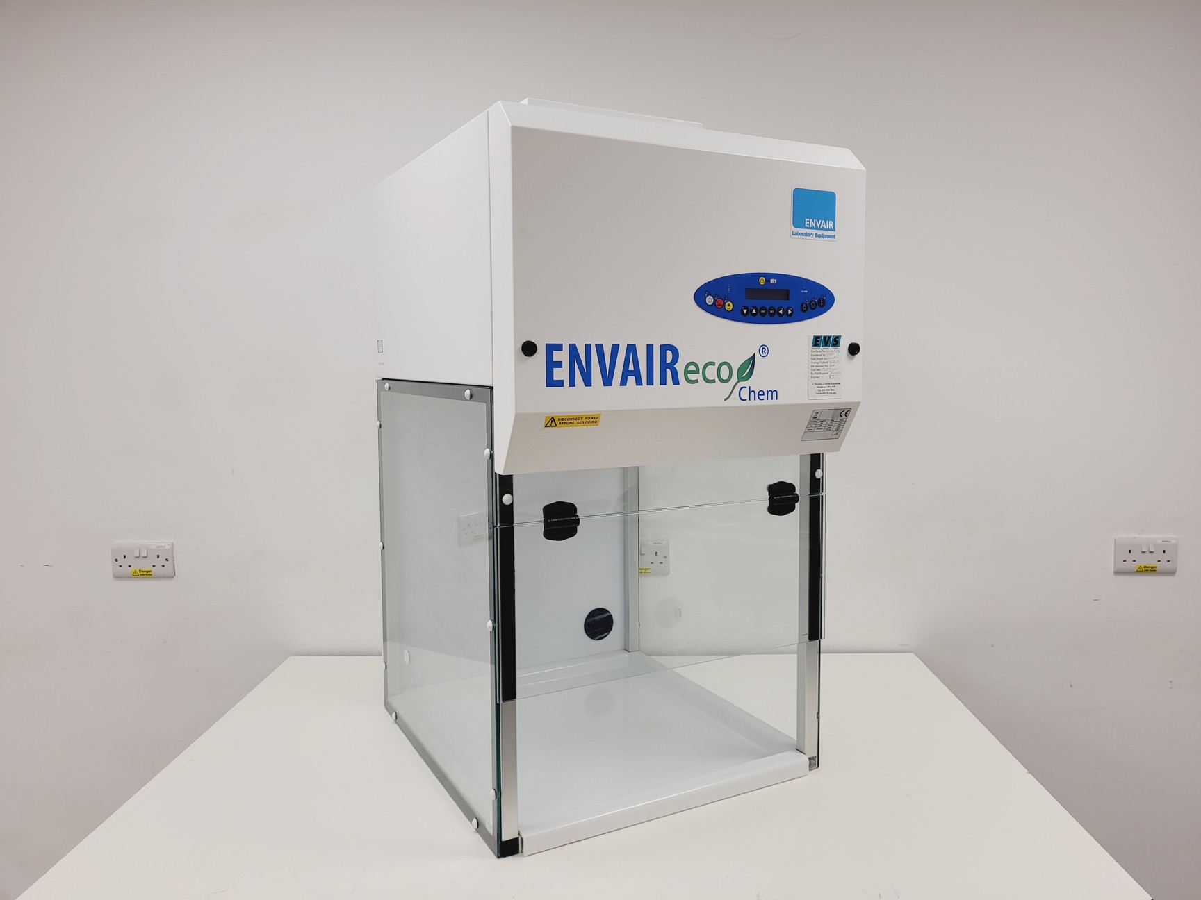 Image of ENVAIR Fume Cupboard eco Chem Coalsafe Elite 06 Lab