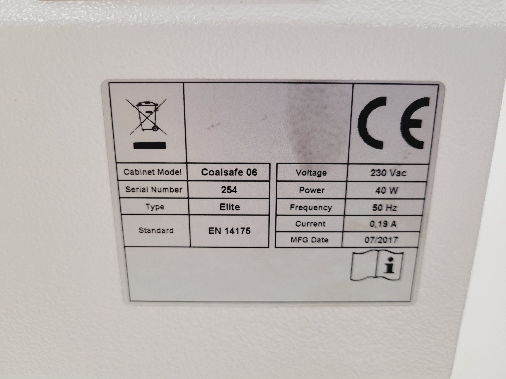Image of ENVAIR Fume Cupboard eco Chem Coalsafe Elite 06 Lab