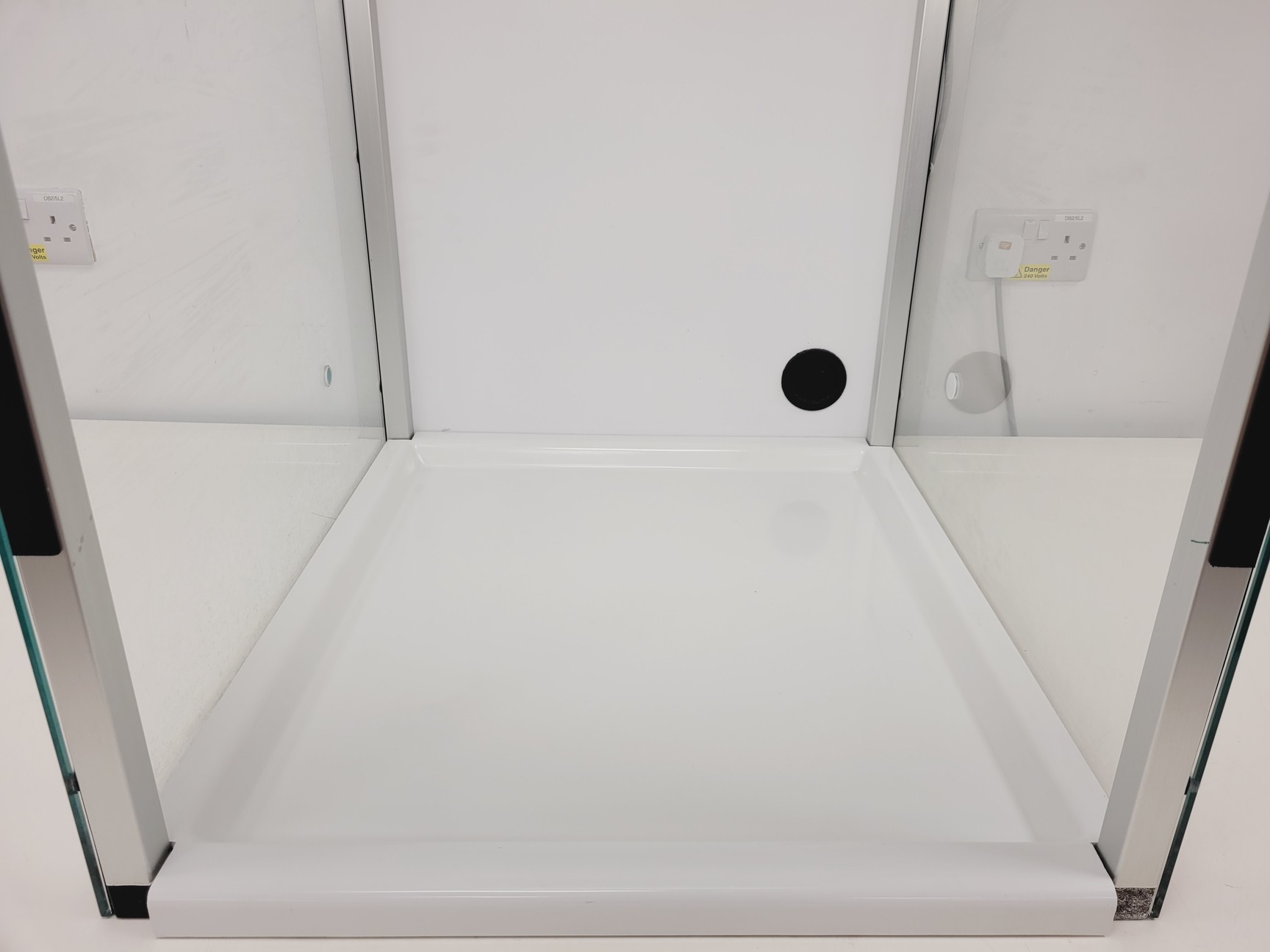 Image of ENVAIR Fume Cupboard eco Chem Coalsafe Elite 06 Lab